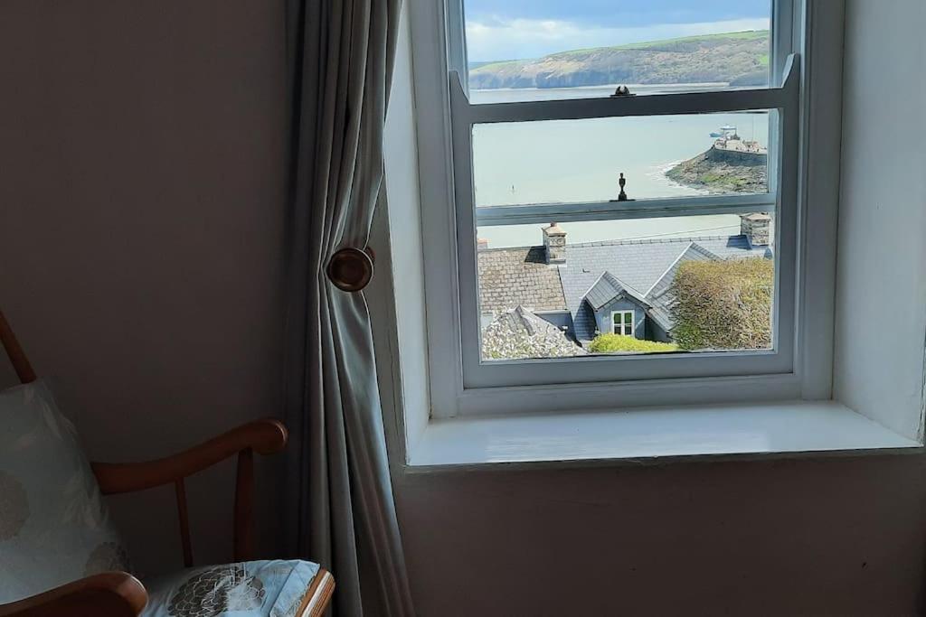 新码头Arvonia Sleeps 7, Sea Views, Dog Friendly别墅 外观 照片