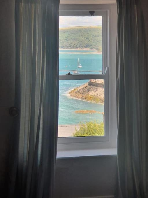 新码头Arvonia Sleeps 7, Sea Views, Dog Friendly别墅 外观 照片