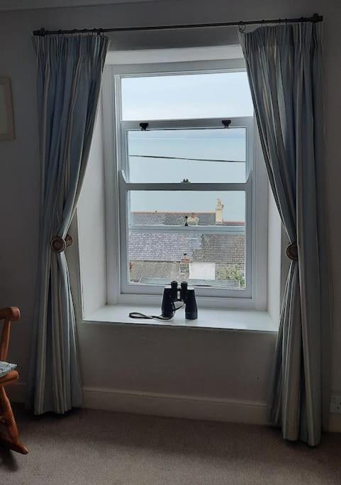 新码头Arvonia Sleeps 7, Sea Views, Dog Friendly别墅 外观 照片