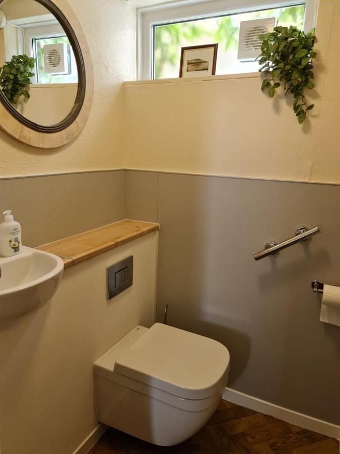 新码头Arvonia Sleeps 7, Sea Views, Dog Friendly别墅 外观 照片